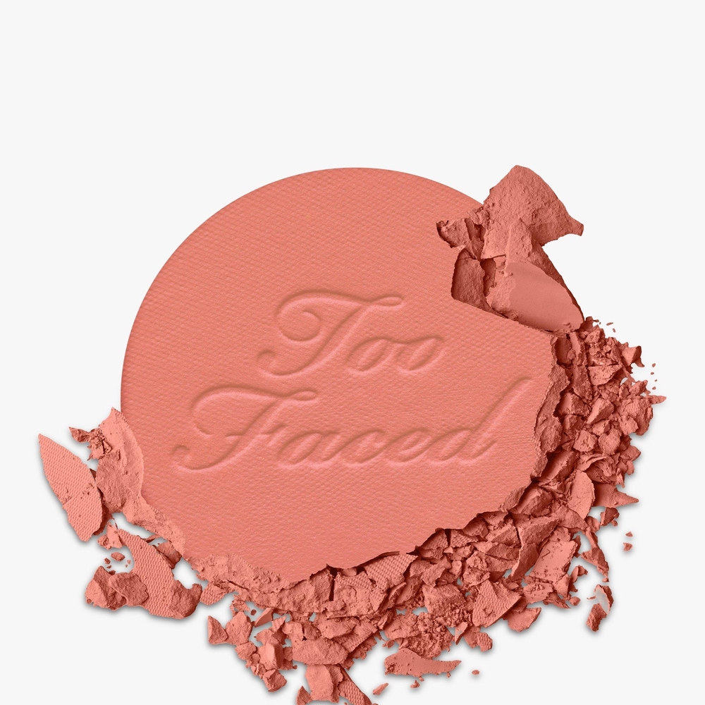 NEW! Too Faced Pink Blush Velvet Finish - Picture 3 of 4